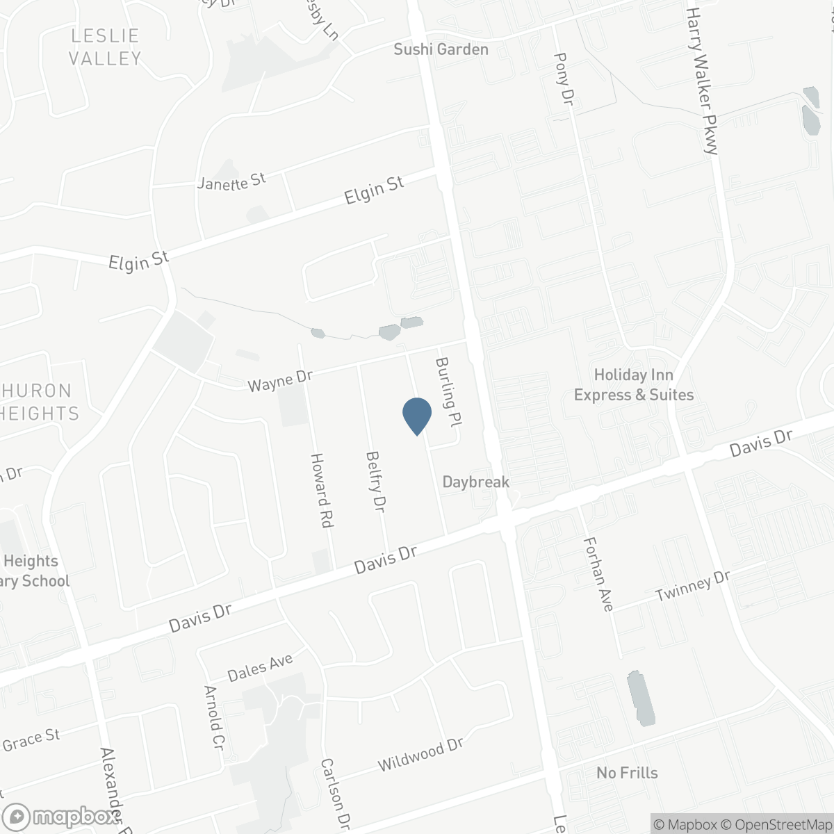 86 HAMILTON DRIVE, Newmarket, Ontario L3Y 3E8